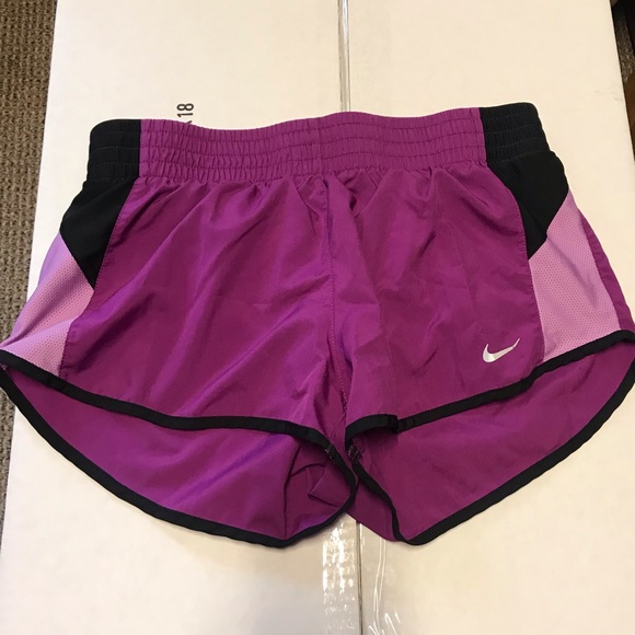 Nike dry fit shorts - Picture 1 of 2